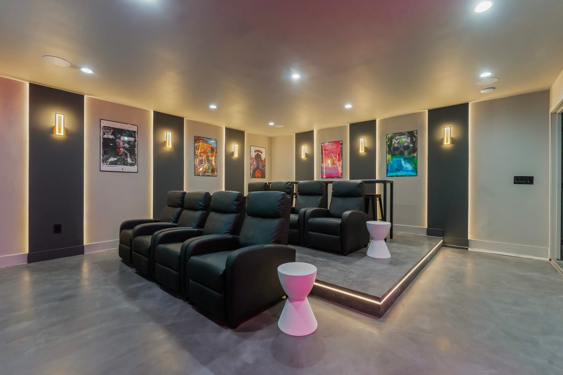 GAZER RANCH (Jacuzzi/Pool/HomeTheater/Karaoke) — photo 4