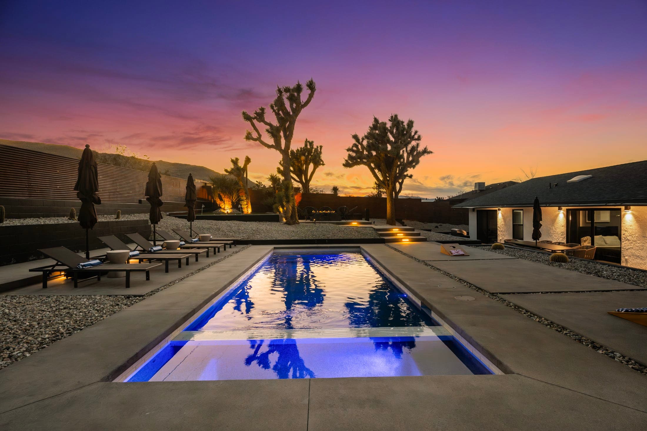 GAZER RANCH (Jacuzzi/Pool/HomeTheater/Karaoke) — photo 1