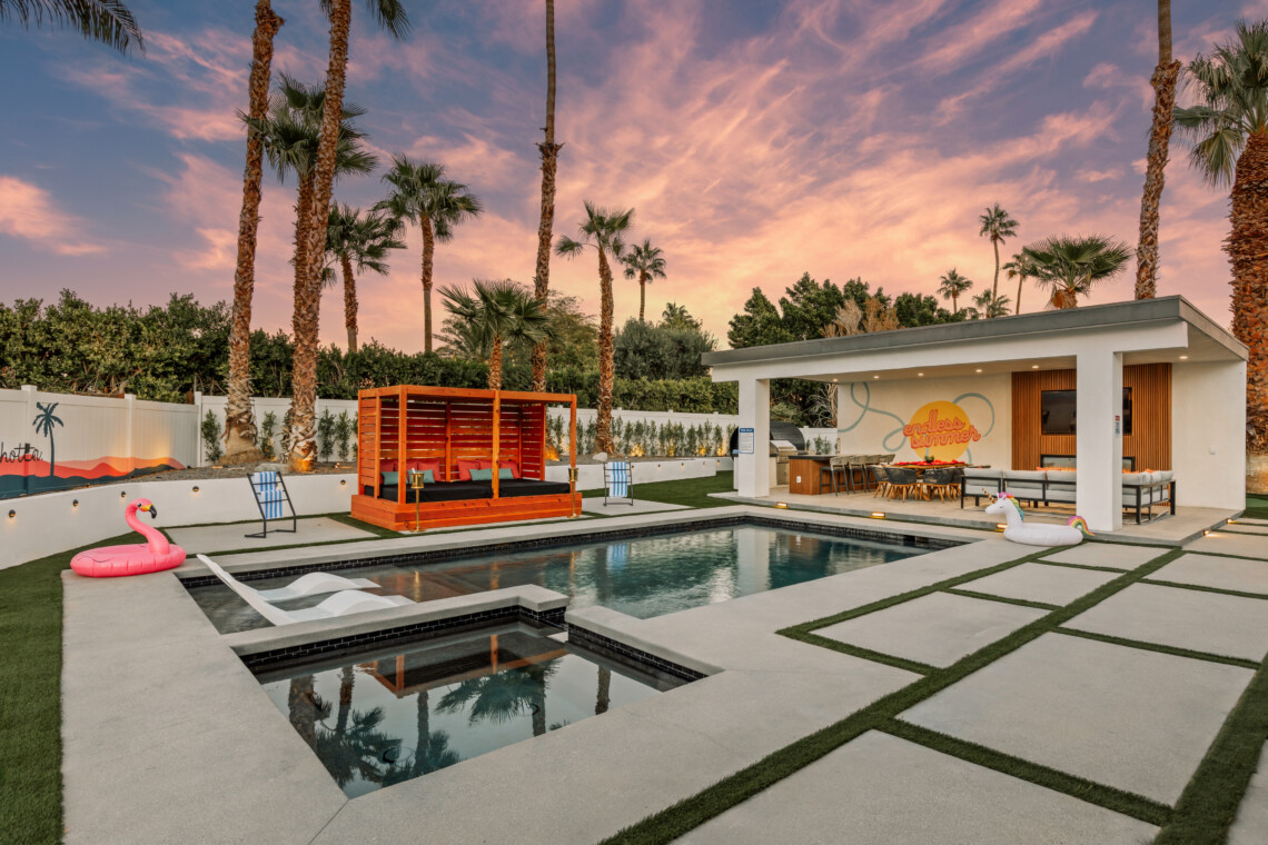 Hideaway 1170 E El Conquistador Rd Palm Springs CA