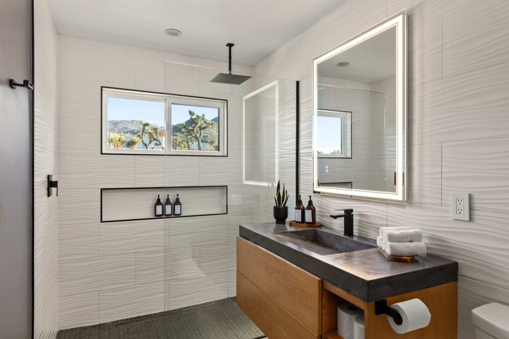 bhloymscllpxauvhmuwg