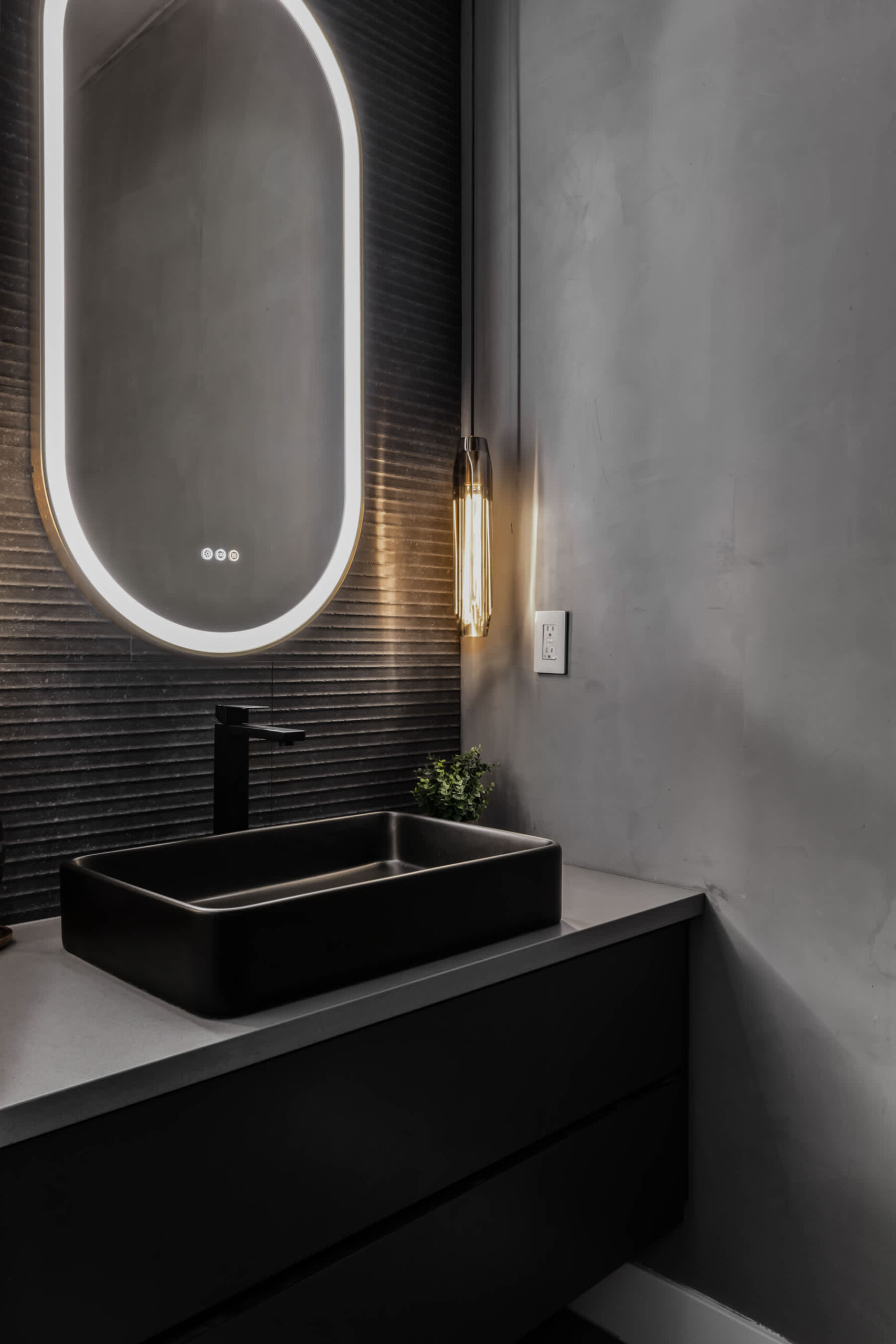 lcrchle7lkixieqqyfeo