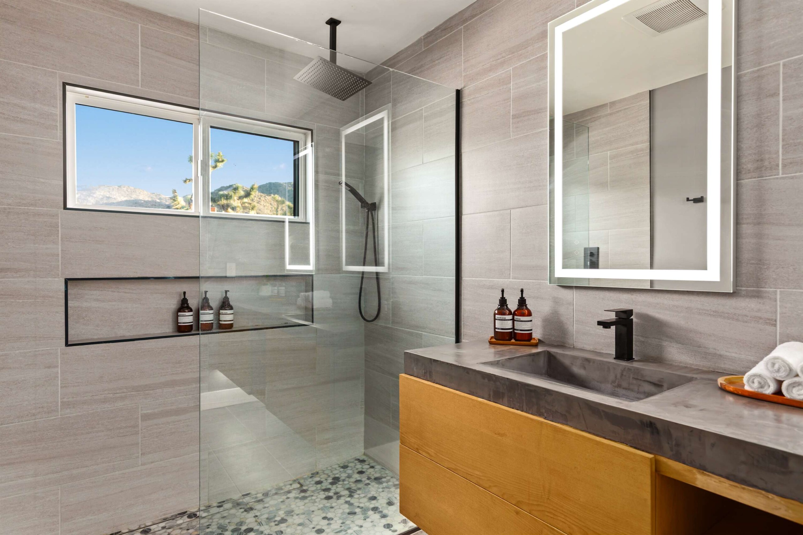 tyybis3xqzzbju8iffk7