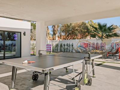 Hideaway 1170 E El Conquistador Rd Palm Springs CA