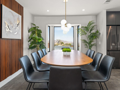 vrvalii5wtmxszoanf1b